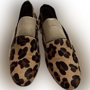 Size 10 Leopard print flats by Aerosoles flats Tan Dyed cow hair new condition